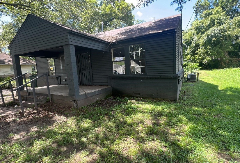 3005 SUNRISE AVE, Memphis, Tennessee 38127, 2 Bedrooms Bedrooms, 5 Rooms Rooms,1 BathroomBathrooms,Residential,For Sale,SUNRISE,10164228