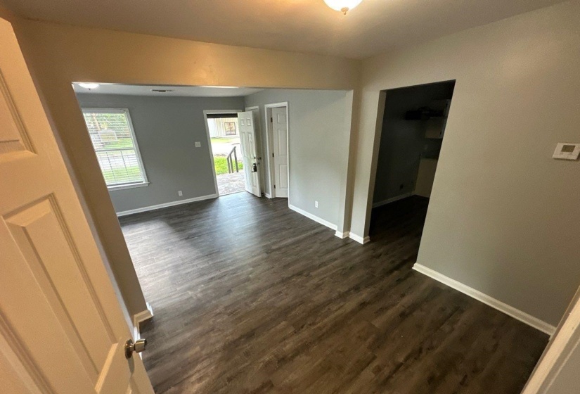 3005 SUNRISE AVE, Memphis, Tennessee 38127, 2 Bedrooms Bedrooms, 5 Rooms Rooms,1 BathroomBathrooms,Residential,For Sale,SUNRISE,10164228