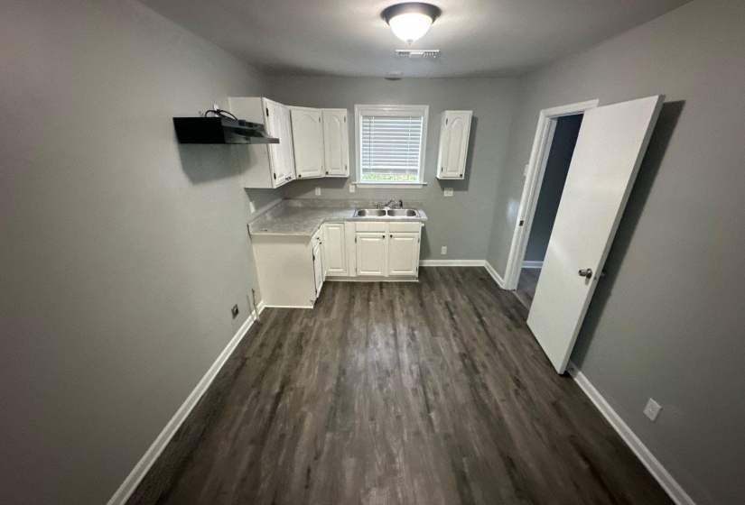 3005 SUNRISE AVE, Memphis, Tennessee 38127, 2 Bedrooms Bedrooms, 5 Rooms Rooms,1 BathroomBathrooms,Residential,For Sale,SUNRISE,10164228