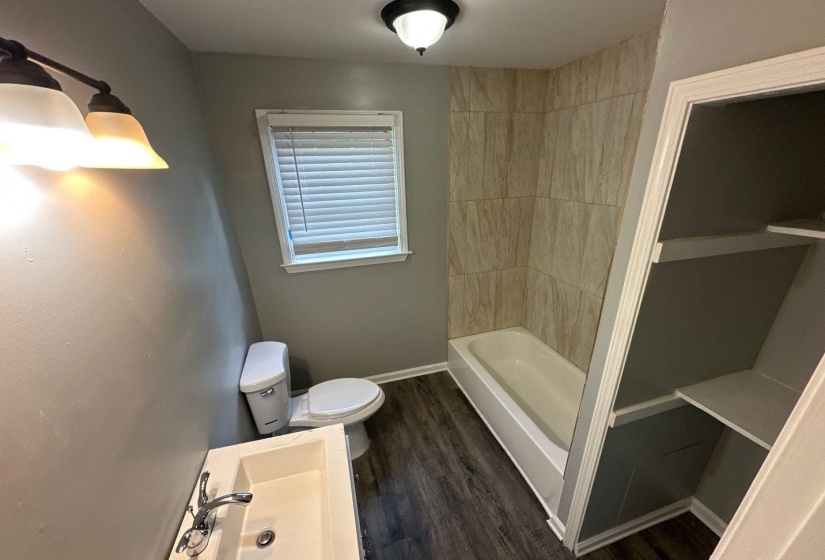 3005 SUNRISE AVE, Memphis, Tennessee 38127, 2 Bedrooms Bedrooms, 5 Rooms Rooms,1 BathroomBathrooms,Residential,For Sale,SUNRISE,10164228