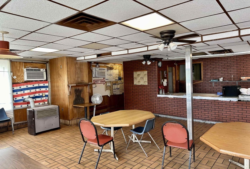 2731 LAMAR AVE, Memphis, Tennessee 38114, ,Commercial/industrial,For Sale,LAMAR,10164428