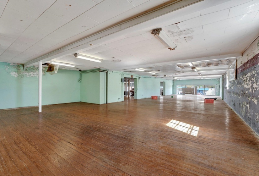 2461 CHELSEA AVE, Memphis, Tennessee 38108, ,Commercial/industrial,For Sale,CHELSEA,10169469