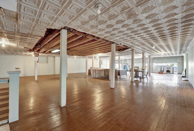 2461 CHELSEA AVE, Memphis, Tennessee 38108, ,Commercial/industrial,For Sale,CHELSEA,10169469