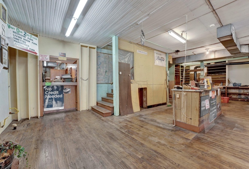 2461 CHELSEA AVE, Memphis, Tennessee 38108, ,Commercial/industrial,For Sale,CHELSEA,10169469