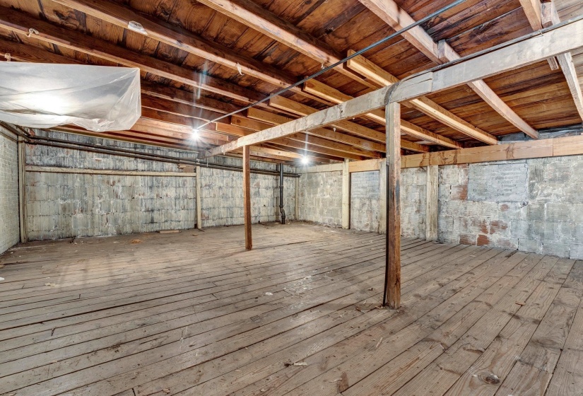 2461 CHELSEA AVE, Memphis, Tennessee 38108, ,Commercial/industrial,For Sale,CHELSEA,10169469