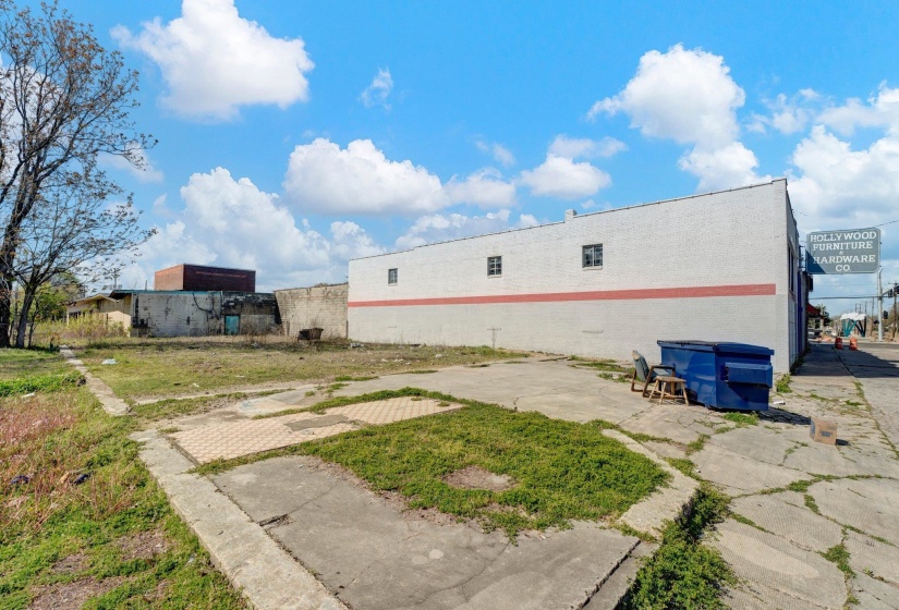 2461 CHELSEA AVE, Memphis, Tennessee 38108, ,Commercial/industrial,For Sale,CHELSEA,10169469