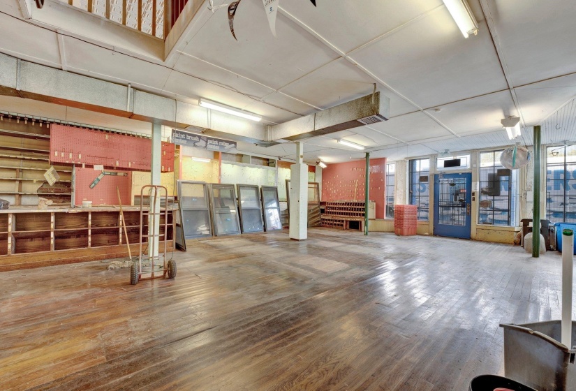 2461 CHELSEA AVE, Memphis, Tennessee 38108, ,Commercial/industrial,For Sale,CHELSEA,10169469