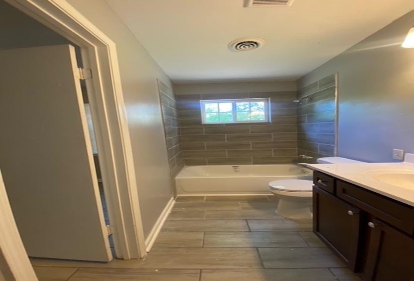 810 NORTHAVEN DR, Unincorporated, Tennessee 38127, 3 Bedrooms Bedrooms, 6 Rooms Rooms,1 BathroomBathrooms,Residential,For Sale,NORTHAVEN,10174103