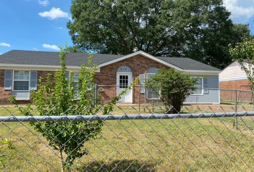 810 NORTHAVEN DR, Unincorporated, Tennessee 38127, 3 Bedrooms Bedrooms, 6 Rooms Rooms,1 BathroomBathrooms,Residential,For Sale,NORTHAVEN,10174103