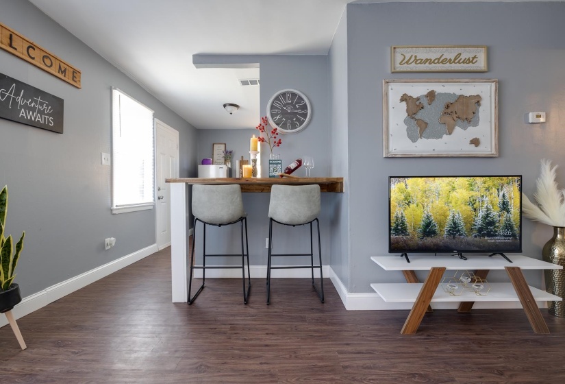 1050 PARKWAY AVE, Memphis, Tennessee 38105, 1 Bedroom Bedrooms, 4 Rooms Rooms,1 BathroomBathrooms,Rental Properties,For Sale,PARKWAY,10132367