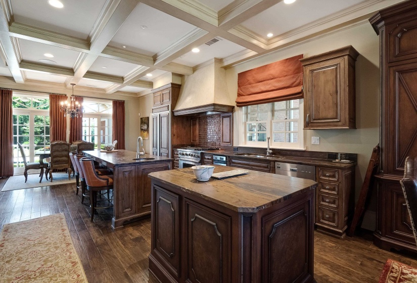 11007 FOURWINDS DR, Eads, Tennessee 38028, 5 Bedrooms Bedrooms, 12 Rooms Rooms,4.1 BathroomsBathrooms,Residential,For Sale,FOURWINDS,10175967