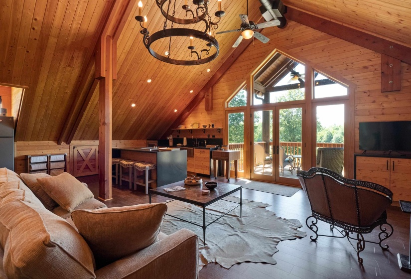 Upstairs apartment in stable