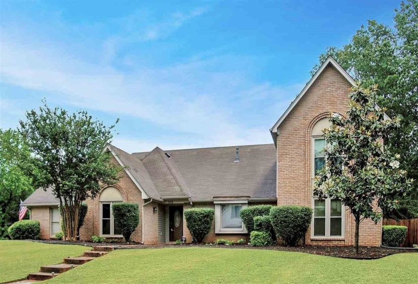 View of front of home with a front lawn