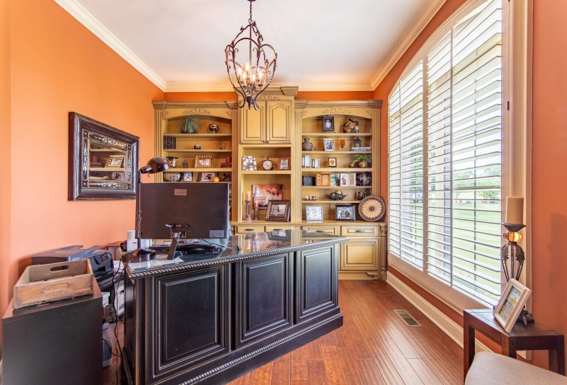 200 TWIN FORK LN, Savannah, Tennessee 38372, 4 Bedrooms Bedrooms, 15 Rooms Rooms,4.2 BathroomsBathrooms,Residential,For Sale,TWIN FORK,10177262