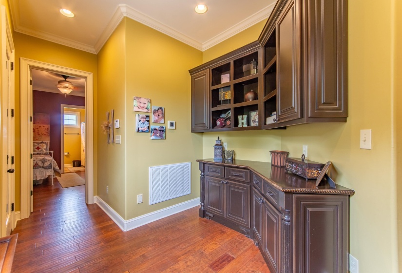 200 TWIN FORK LN, Savannah, Tennessee 38372, 4 Bedrooms Bedrooms, 15 Rooms Rooms,4.2 BathroomsBathrooms,Residential,For Sale,TWIN FORK,10177262