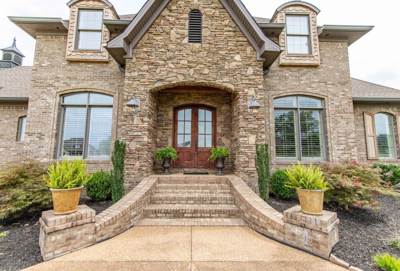 200 TWIN FORK LN, Savannah, Tennessee 38372, 4 Bedrooms Bedrooms, 15 Rooms Rooms,4.2 BathroomsBathrooms,Residential,For Sale,TWIN FORK,10177262