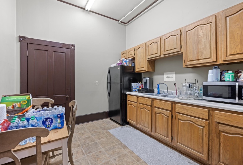 114 LIBERTY AVE, Covington, Tennessee 38019, 16 Rooms Rooms,0.4 BathroomBathrooms,Rental Properties,For Sale,LIBERTY,10177522