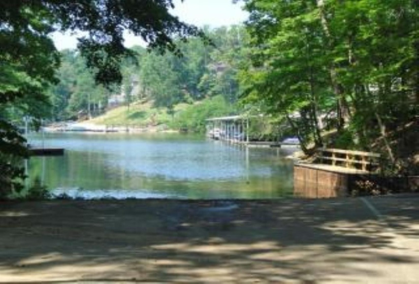 0 HAWKS NEST PATH, Savannah, Tennessee 38372, ,Land,For Sale,HAWKS NEST,10180560