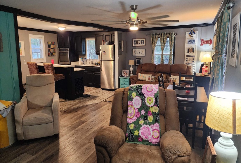 290 MAIN ST, Saltillo, Tennessee 38370, 3 Bedrooms Bedrooms, 7 Rooms Rooms,1 BathroomBathrooms,Residential,For Sale,MAIN,10181965