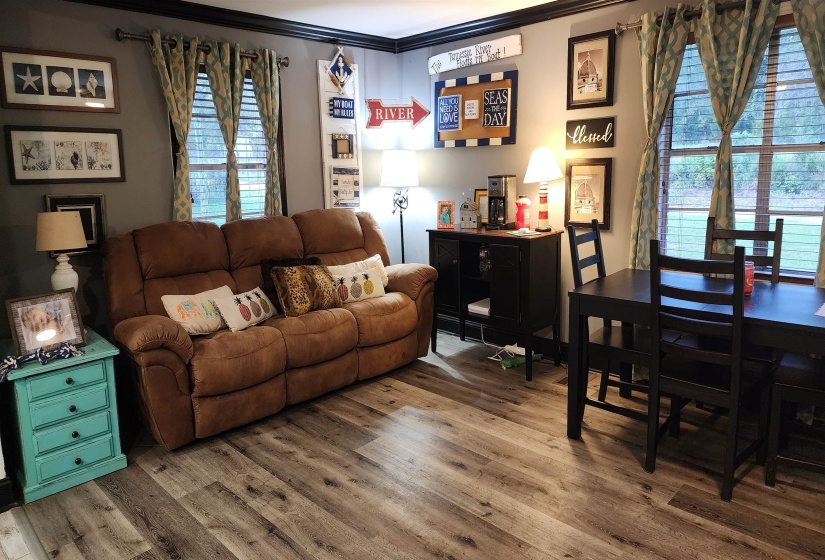 290 MAIN ST, Saltillo, Tennessee 38370, 3 Bedrooms Bedrooms, 7 Rooms Rooms,1 BathroomBathrooms,Residential,For Sale,MAIN,10181965