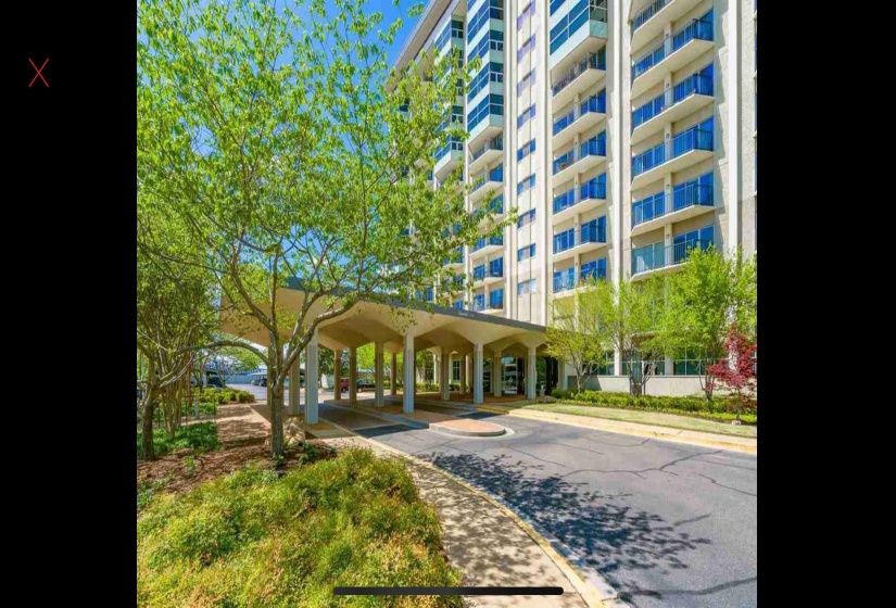 655 RIVERSIDE DR, Memphis, Tennessee 38103, 2 Bedrooms Bedrooms, 4 Rooms Rooms,2 BathroomsBathrooms,Residential,For Sale,RIVERSIDE,10182025