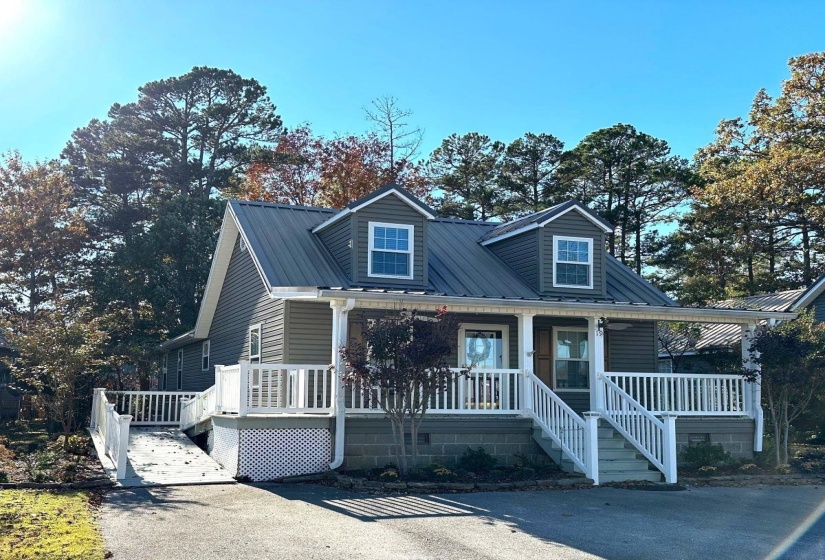 19 PEARL PKY, Iuka, Mississippi 38852, 2 Bedrooms Bedrooms, 7 Rooms Rooms,2 BathroomsBathrooms,Residential,For Sale,PEARL,10182520