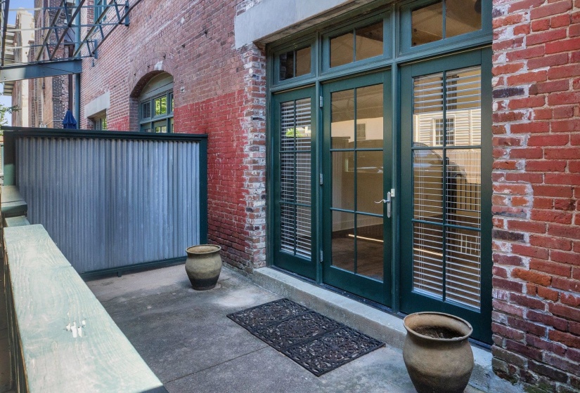 505 TENNESSEE ST, Memphis, Tennessee 38103, 1 Bedroom Bedrooms, 5 Rooms Rooms,1 BathroomBathrooms,Residential,For Sale,TENNESSEE,10182626