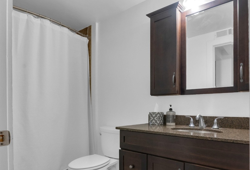 505 TENNESSEE ST, Memphis, Tennessee 38103, 1 Bedroom Bedrooms, 5 Rooms Rooms,1 BathroomBathrooms,Residential,For Sale,TENNESSEE,10182626
