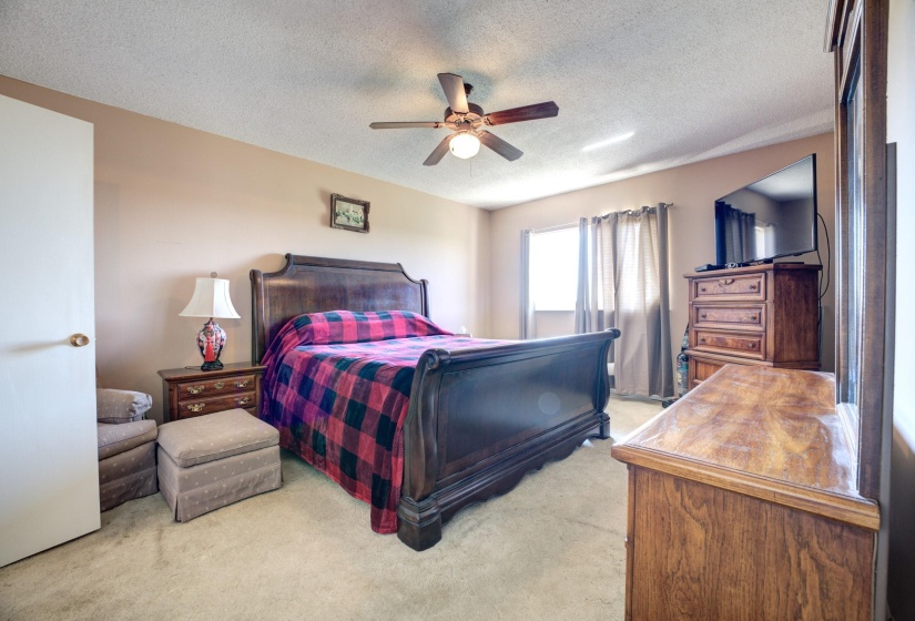 1960 PARKWAY AVE, Memphis, Tennessee 38112, 2 Bedrooms Bedrooms, 5 Rooms Rooms,2 BathroomsBathrooms,Residential,For Sale,PARKWAY,10182683
