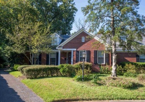 401 GOODLAND CIR, Memphis, Tennessee 38111, 3 Bedrooms Bedrooms, 10 Rooms Rooms,2.1 BathroomsBathrooms,Residential,For Sale,GOODLAND,10183223