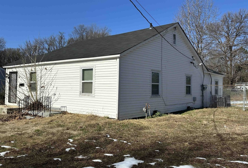 View of side of home