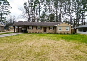 4543 CHARLESWOOD AVE, Memphis, Tennessee 38117, 4 Bedrooms Bedrooms, 7 Rooms Rooms,2.1 BathroomsBathrooms,Residential,For Sale,CHARLESWOOD,10183824