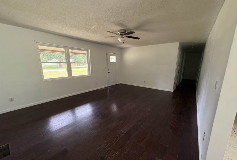 265 GAREY LOOP, Savannah, Tennessee 38372-1697, 3 Bedrooms Bedrooms, 7 Rooms Rooms,2 BathroomsBathrooms,Residential,For Sale,GAREY,10183886