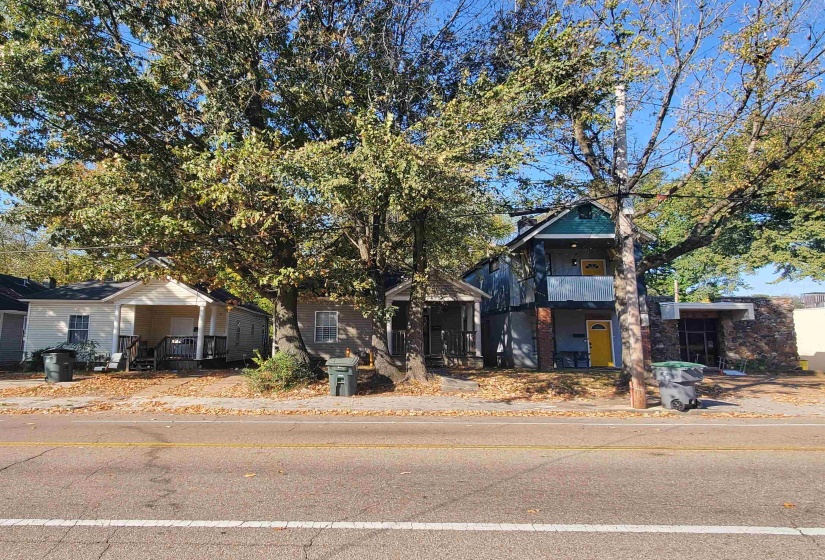 3 Properties on one parcel. Possible redevelopment opportunity