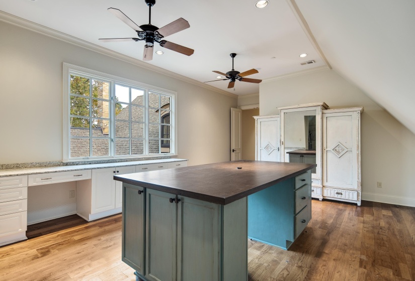 214 MOUNTAIN BROOK CV, Eads, Tennessee 38028, 5 Bedrooms Bedrooms, 20 Rooms Rooms,6.3 BathroomsBathrooms,Residential,For Sale,MOUNTAIN BROOK,10184266