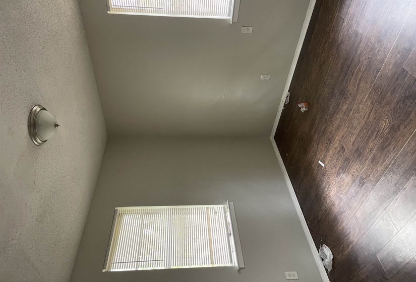 1481 OAKLAWN ST, Memphis, Tennessee 38114, 2 Bedrooms Bedrooms, ,1 BathroomBathrooms,Duplexes,For Sale,OAKLAWN,10186710