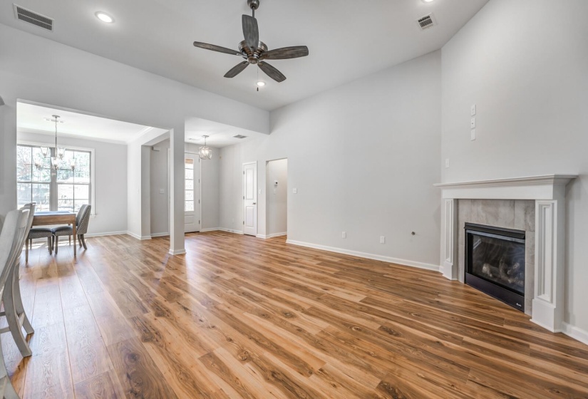 60 SUGALINA VALLEY DR, Oakland, Tennessee 38060, 4 Bedrooms Bedrooms, 10 Rooms Rooms,3 BathroomsBathrooms,Residential,For Sale,SUGALINA VALLEY,10186424