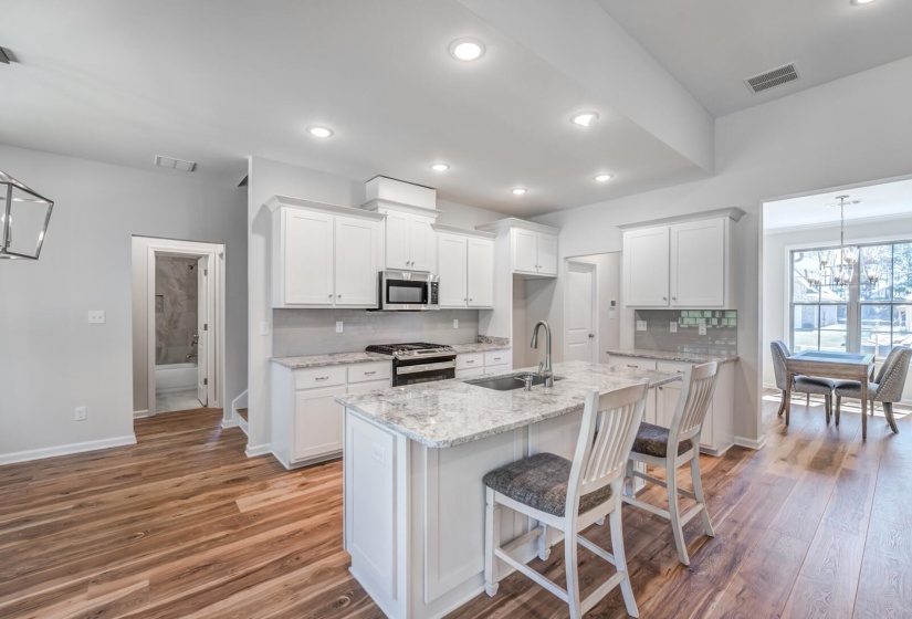 60 SUGALINA VALLEY DR, Oakland, Tennessee 38060, 4 Bedrooms Bedrooms, 10 Rooms Rooms,3 BathroomsBathrooms,Residential,For Sale,SUGALINA VALLEY,10186424