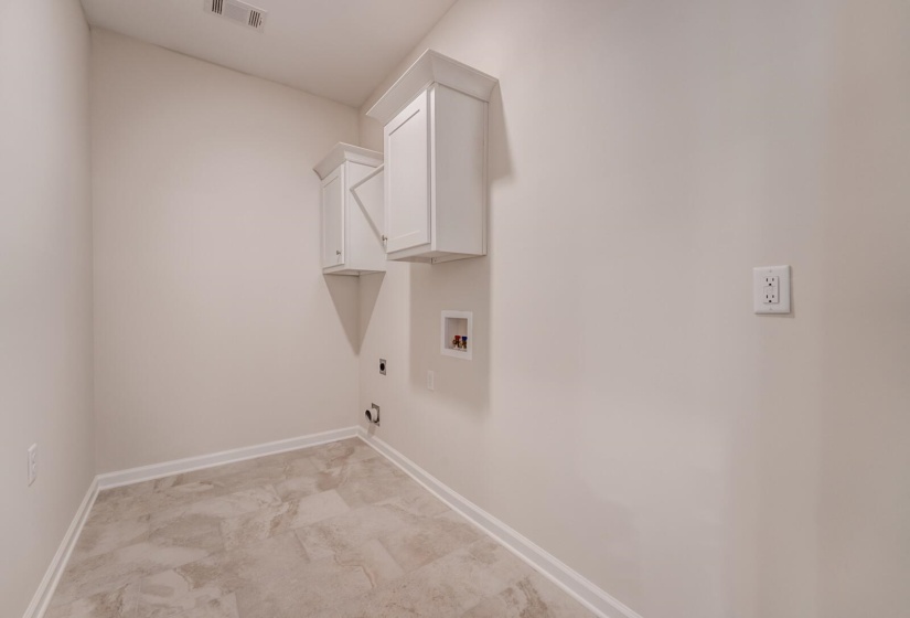 60 SUGALINA VALLEY DR, Oakland, Tennessee 38060, 4 Bedrooms Bedrooms, 10 Rooms Rooms,3 BathroomsBathrooms,Residential,For Sale,SUGALINA VALLEY,10186424