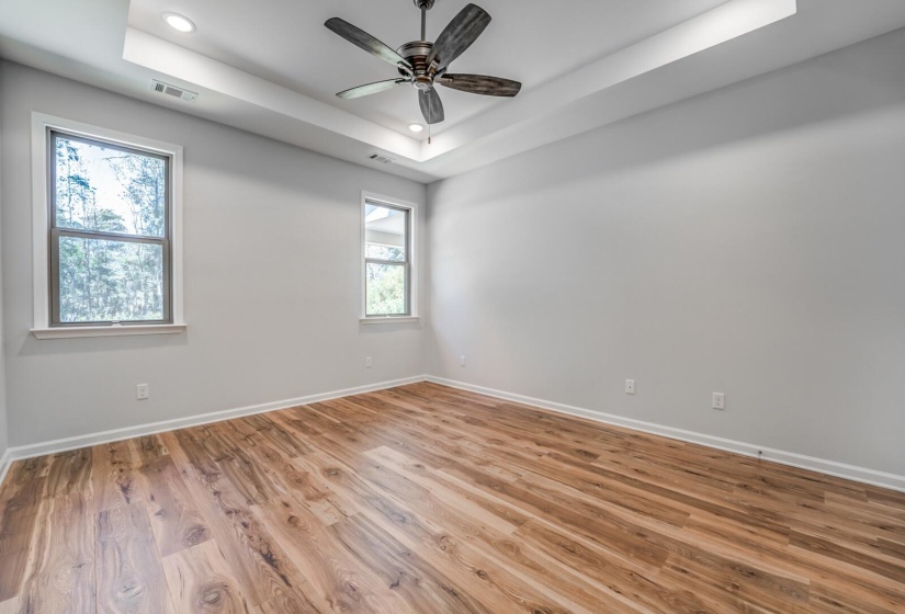 60 SUGALINA VALLEY DR, Oakland, Tennessee 38060, 4 Bedrooms Bedrooms, 10 Rooms Rooms,3 BathroomsBathrooms,Residential,For Sale,SUGALINA VALLEY,10186424