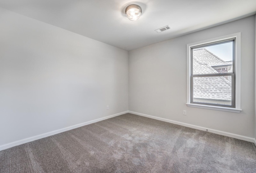 60 SUGALINA VALLEY DR, Oakland, Tennessee 38060, 4 Bedrooms Bedrooms, 10 Rooms Rooms,3 BathroomsBathrooms,Residential,For Sale,SUGALINA VALLEY,10186424