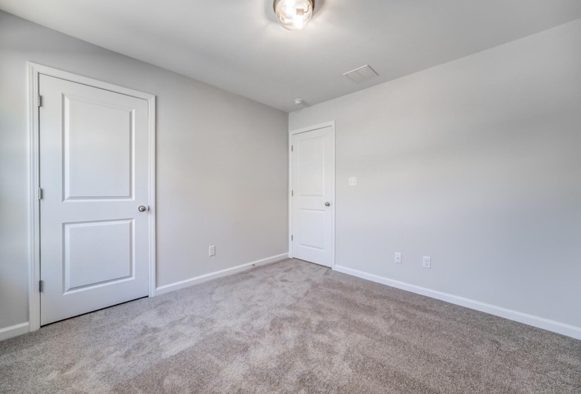 60 SUGALINA VALLEY DR, Oakland, Tennessee 38060, 4 Bedrooms Bedrooms, 10 Rooms Rooms,3 BathroomsBathrooms,Residential,For Sale,SUGALINA VALLEY,10186424