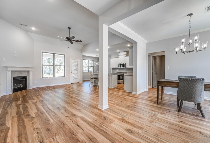 60 SUGALINA VALLEY DR, Oakland, Tennessee 38060, 4 Bedrooms Bedrooms, 10 Rooms Rooms,3 BathroomsBathrooms,Residential,For Sale,SUGALINA VALLEY,10186424