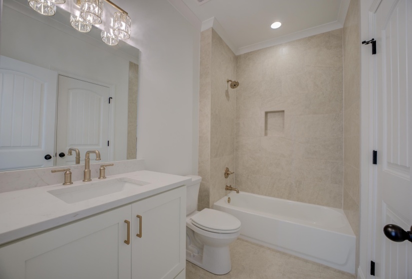 527 BRANGUS VALLEY DR, Unincorporated, Tennessee 38017, 5 Bedrooms Bedrooms, 11 Rooms Rooms,4.1 BathroomsBathrooms,Residential,For Sale,BRANGUS VALLEY,10186976