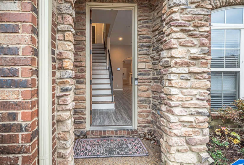 5231 NEWTON OAK CIR, Memphis, Tennessee 38117, 4 Bedrooms Bedrooms, 7 Rooms Rooms,2.1 BathroomsBathrooms,Residential,For Sale,NEWTON OAK,10187017