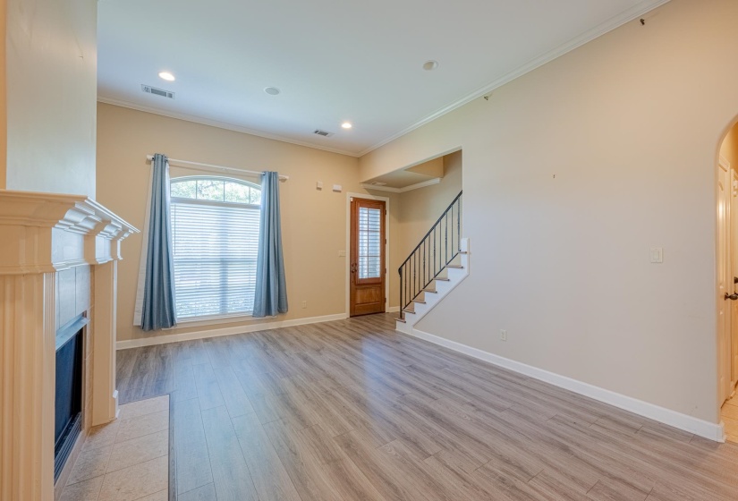 5231 NEWTON OAK CIR, Memphis, Tennessee 38117, 4 Bedrooms Bedrooms, 7 Rooms Rooms,2.1 BathroomsBathrooms,Residential,For Sale,NEWTON OAK,10187017