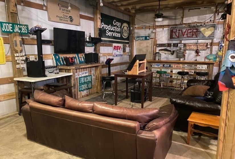 0 ALI GRACE LN, Adamsville, Tennessee 38310, 4 Bedrooms Bedrooms, 10 Rooms Rooms,2 BathroomsBathrooms,Residential,For Sale,ALI GRACE,10186673