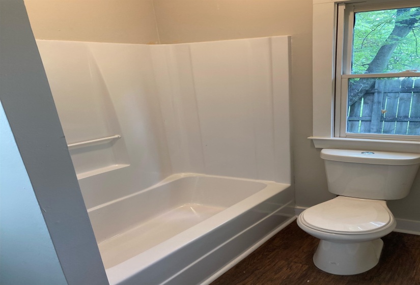 999 SEATTLE ST, Memphis, Tennessee 38114, 3 Bedrooms Bedrooms, 5 Rooms Rooms,2 BathroomsBathrooms,Residential,For Sale,SEATTLE,10186708