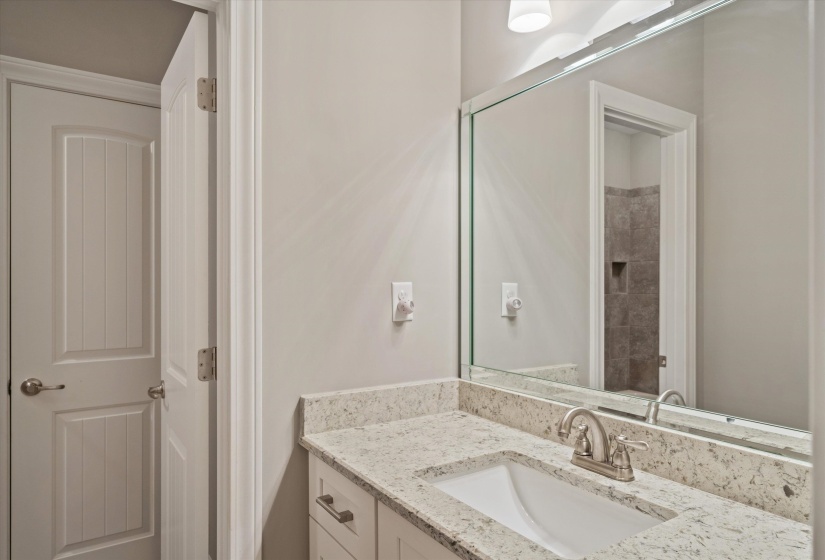 50 COTTON LEAF CV, Rossville, Tennessee 38066, 4 Bedrooms Bedrooms, 8 Rooms Rooms,3 BathroomsBathrooms,Residential,For Sale,COTTON LEAF,10186760