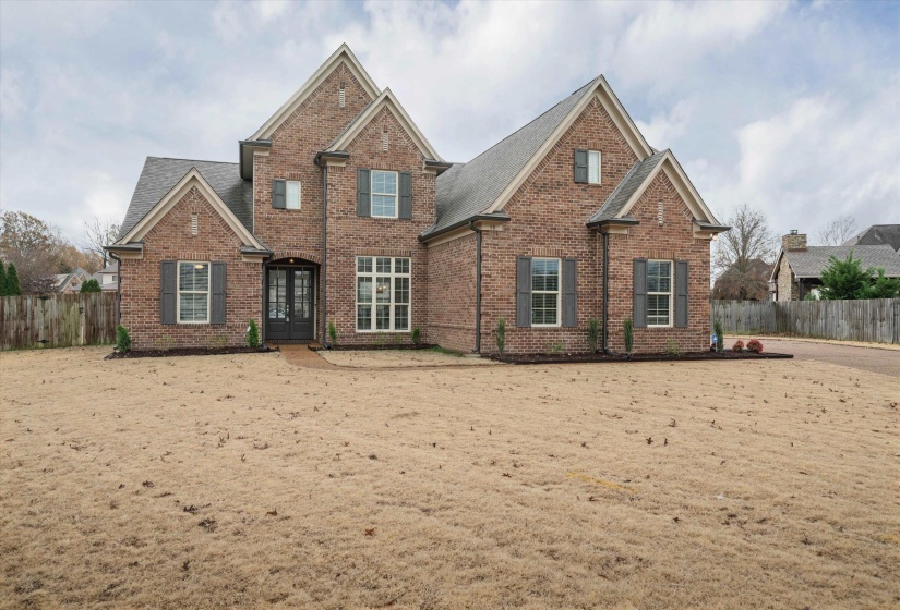 SELLERS OFFERING BUYERS $10,000 FOR CLOSING COSTS OR BUYDOWN